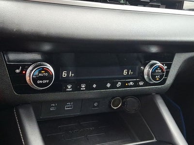 2023 Mitsubishi Outlander PHEV Base