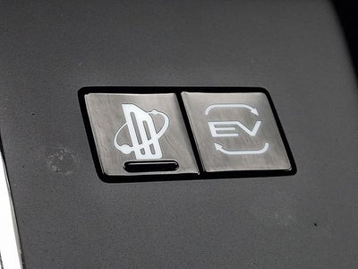 2023 Mitsubishi Outlander PHEV Base
