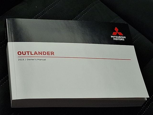 2023 Mitsubishi Outlander PHEV Base