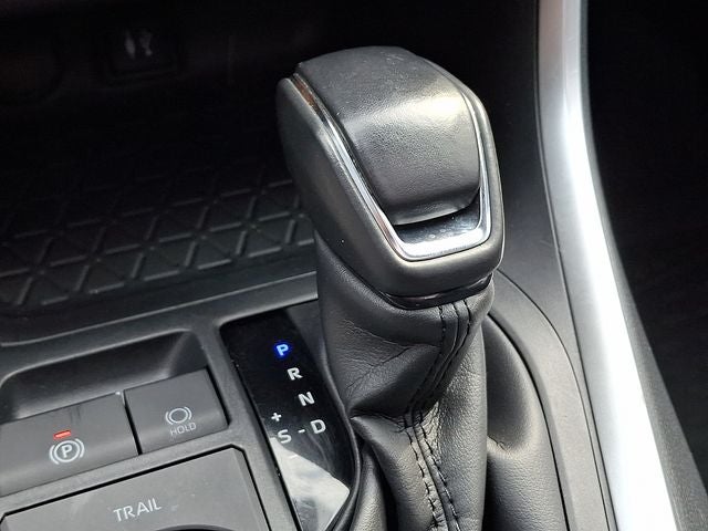 2019 Toyota RAV4 Hybrid XSE