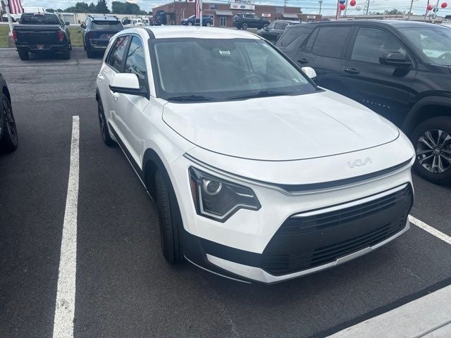 2023 Kia Niro LX