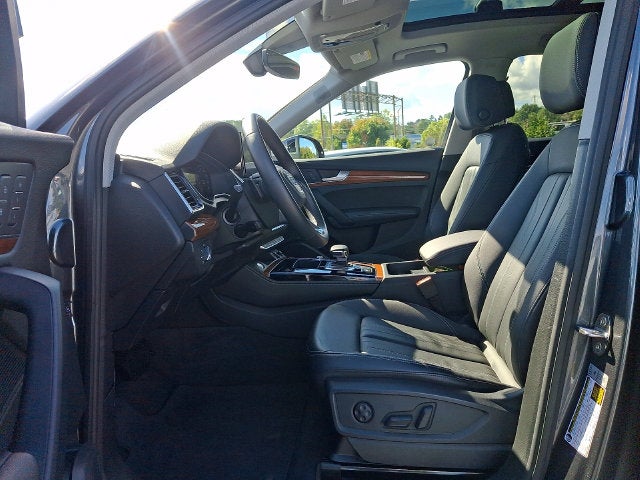 2023 Audi Q5 45 S line Premium quattro