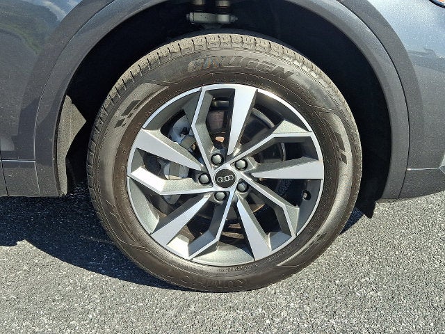 2023 Audi Q5 45 S line Premium quattro