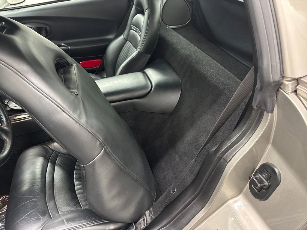 2001 Chevrolet Corvette 2dr Cpe