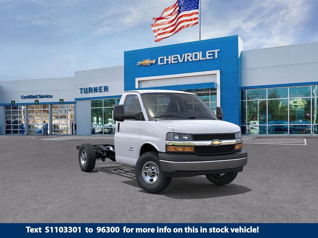 2025 Chevrolet Express Cutaway 3500 1WT