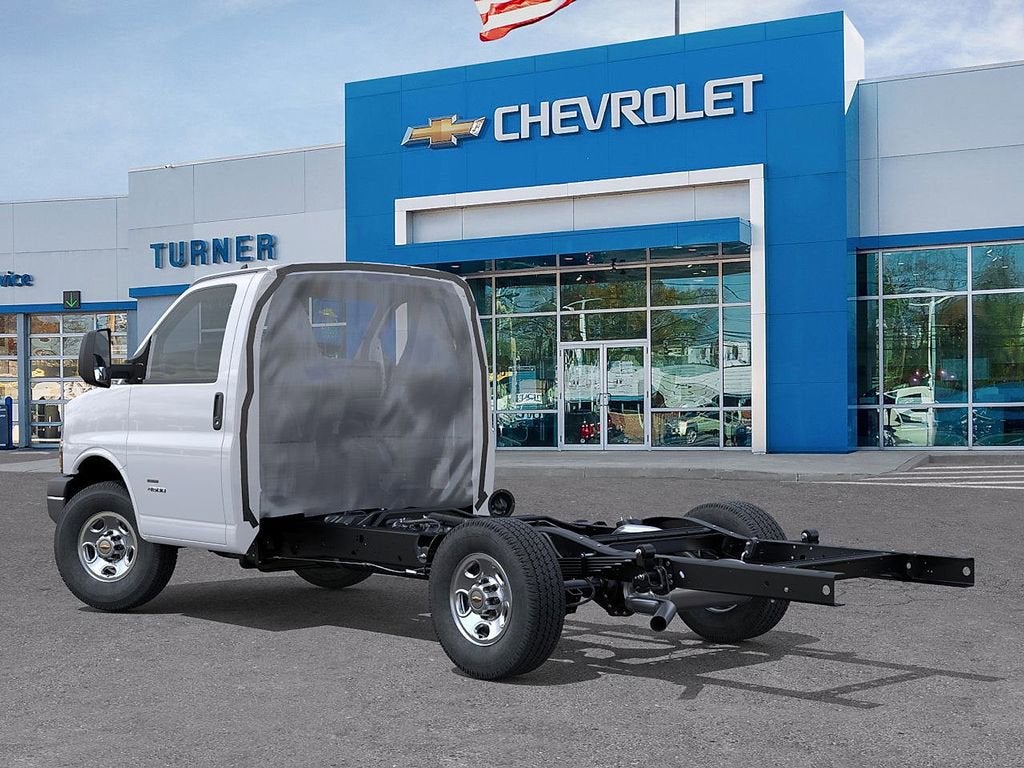 2025 Chevrolet Express Cutaway 3500 1WT