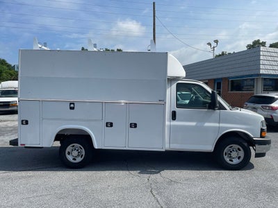 2024 Chevrolet Express Cutaway 3500 1WT