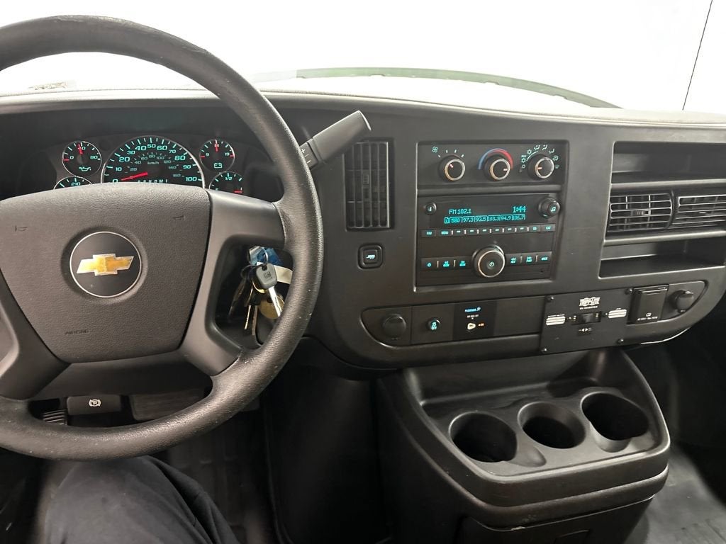 2016 Chevrolet Express Cutaway 3500 3500 Van 139"