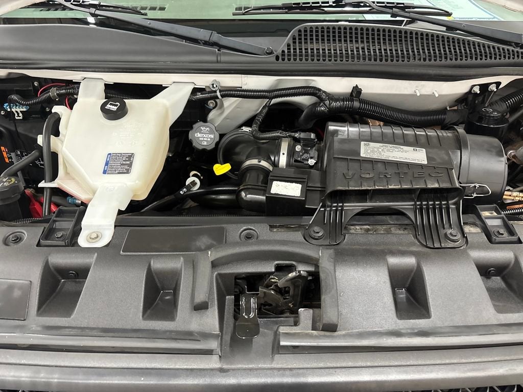 2016 Chevrolet Express Cutaway 3500 3500 Van 139"