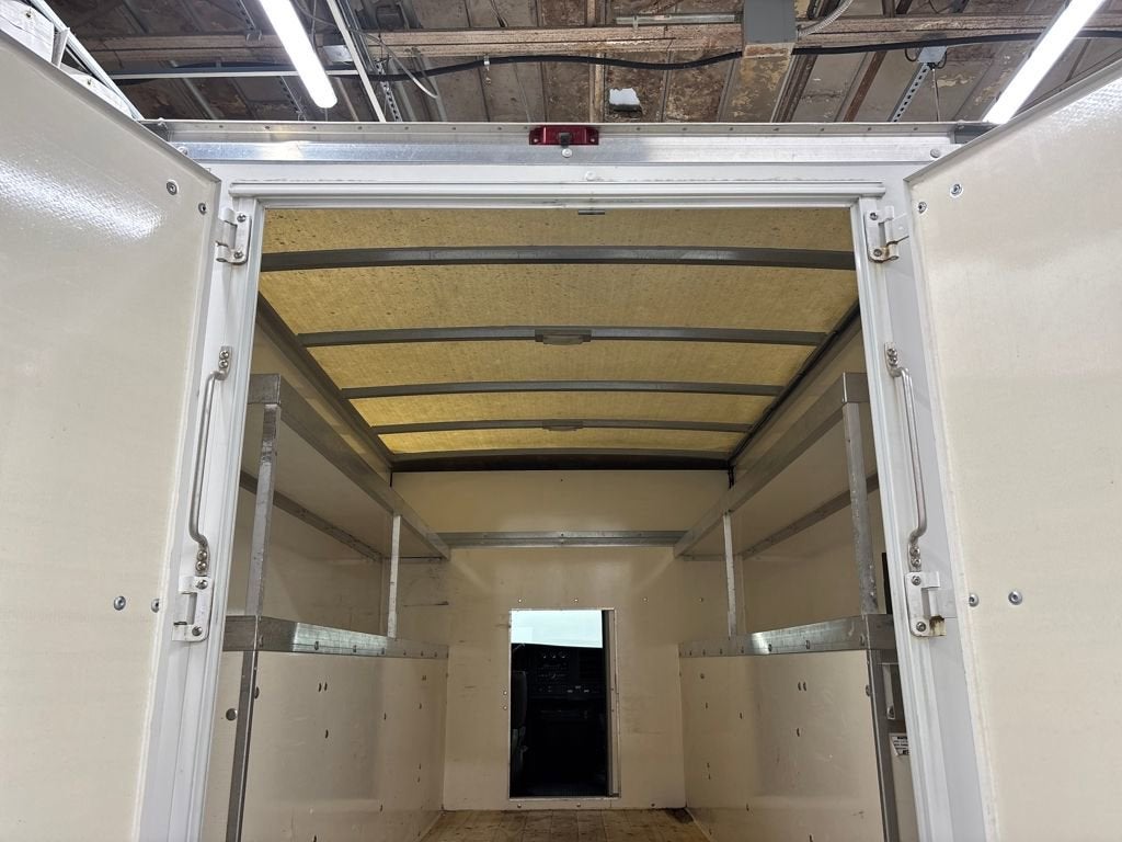 2016 Chevrolet Express Cutaway 3500 3500 Van 139"