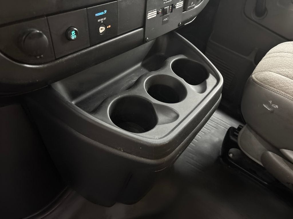 2016 Chevrolet Express Cutaway 3500 3500 Van 139"