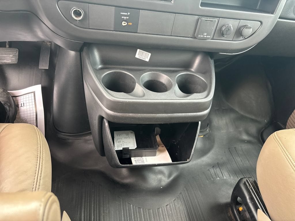 2016 Chevrolet Express Cutaway 3500 3500 Van 139"