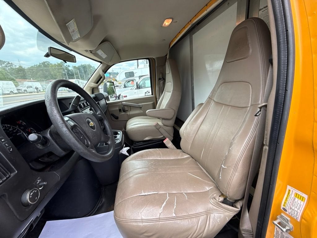 2016 Chevrolet Express Cutaway 3500 3500 Van 139"
