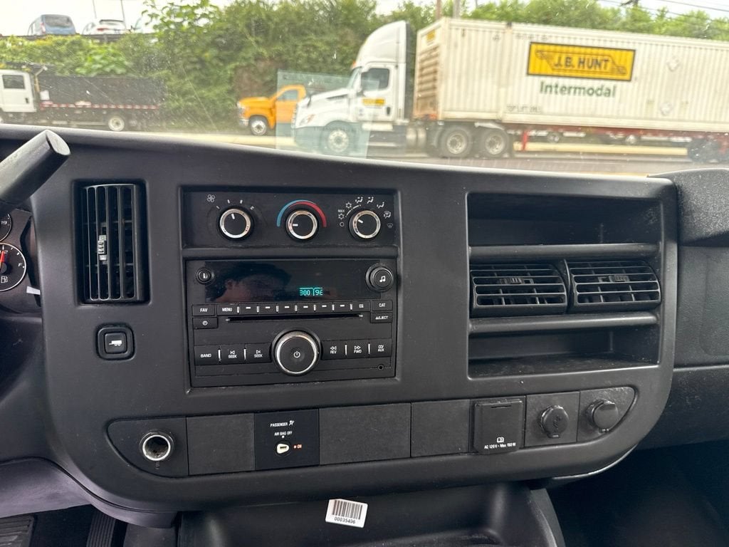 2016 Chevrolet Express Cutaway 3500 3500 Van 139"