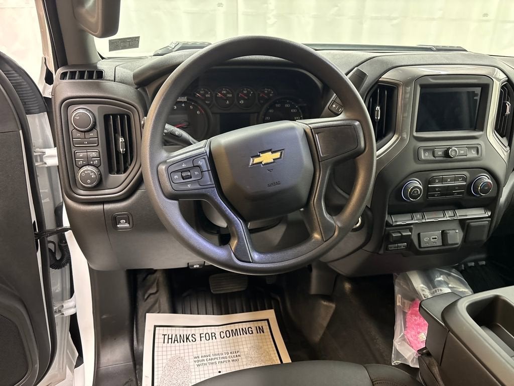 2025 Chevrolet Silverado 3500 HD Chassis Cab Work Truck