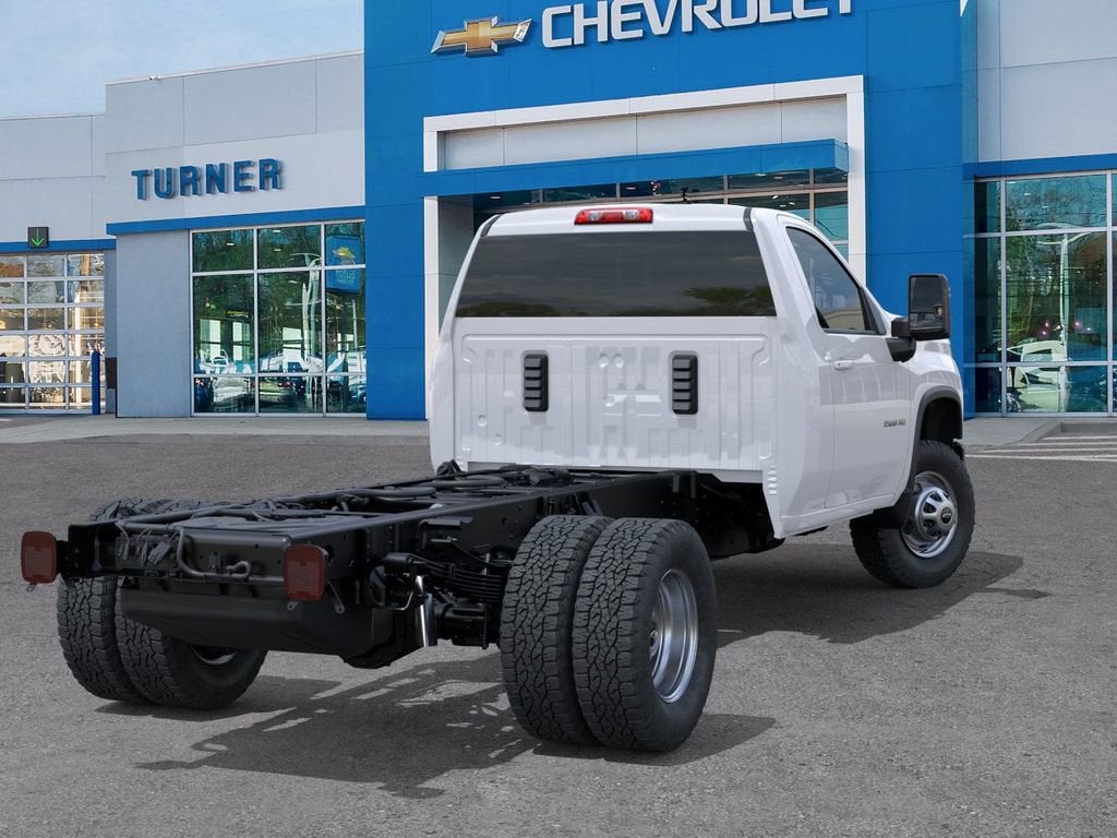 2025 Chevrolet Silverado 3500 HD Chassis Cab Work Truck