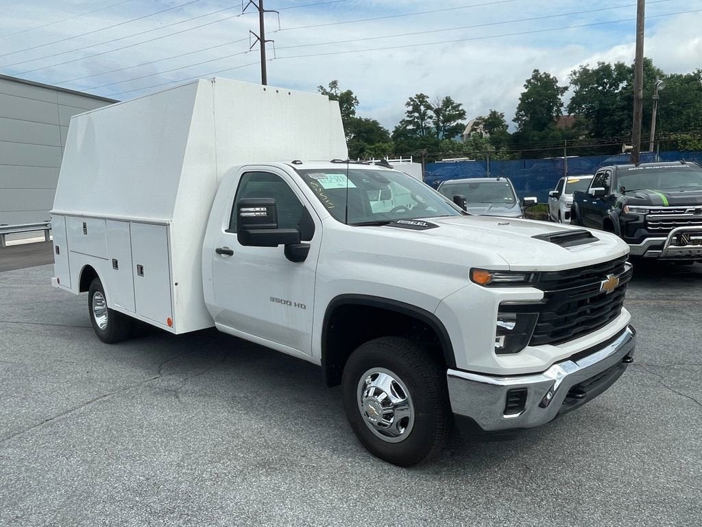 2024 Chevrolet Silverado 3500 HD Chassis Cab Work Truck