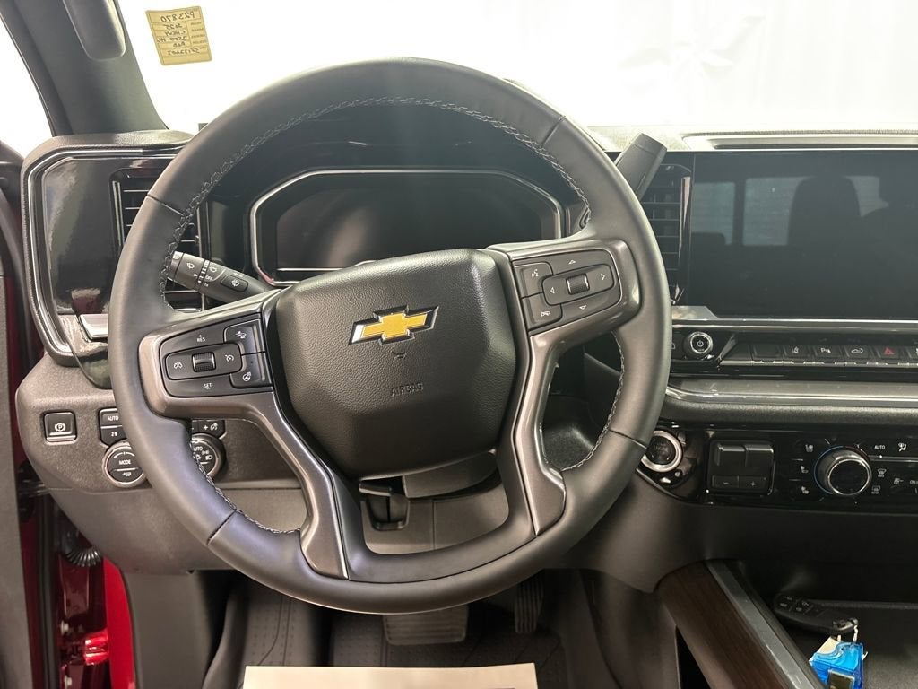 2025 Chevrolet Silverado 3500 HD High Country