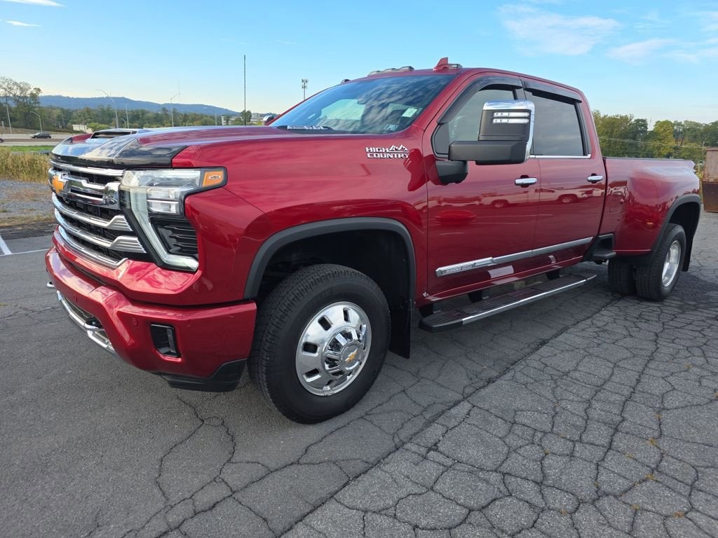 2025 Chevrolet Silverado 3500 HD High Country