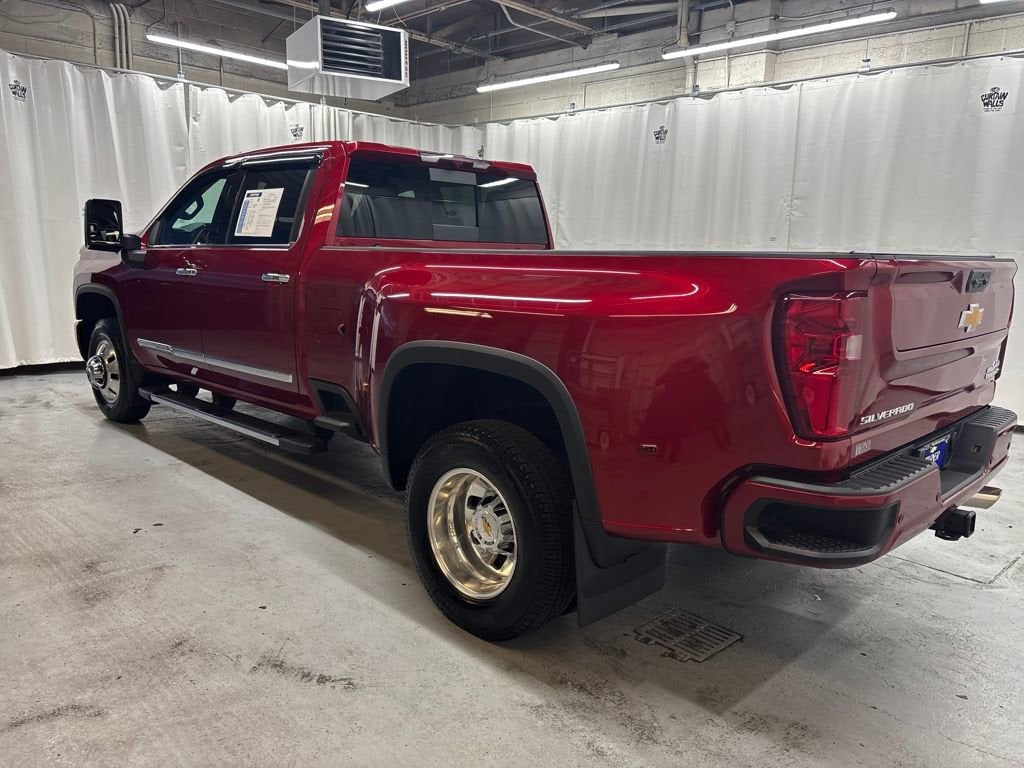 2025 Chevrolet Silverado 3500 HD High Country