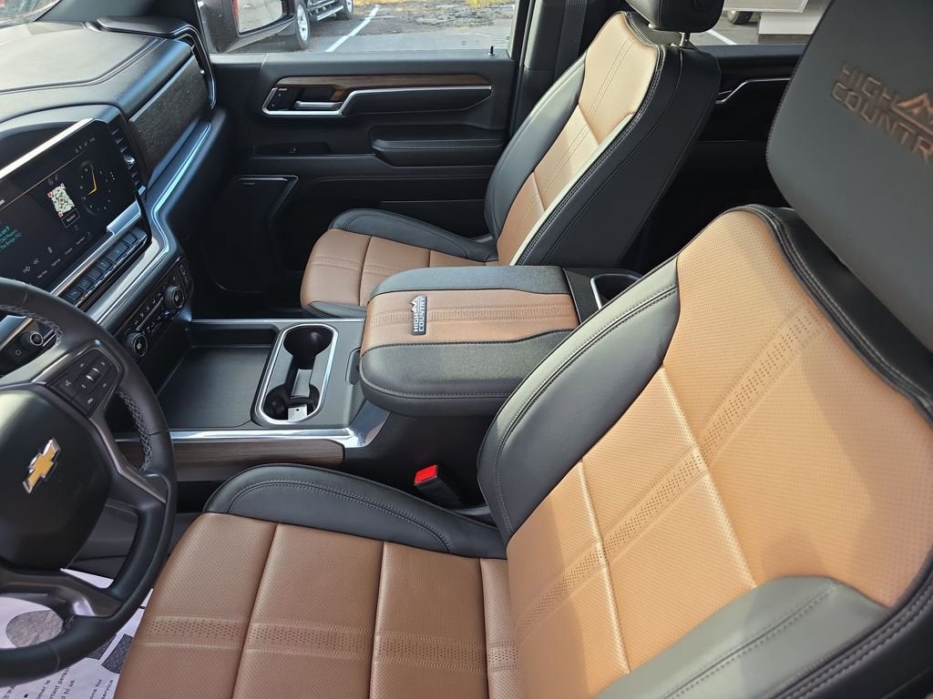 2025 Chevrolet Silverado 3500 HD High Country