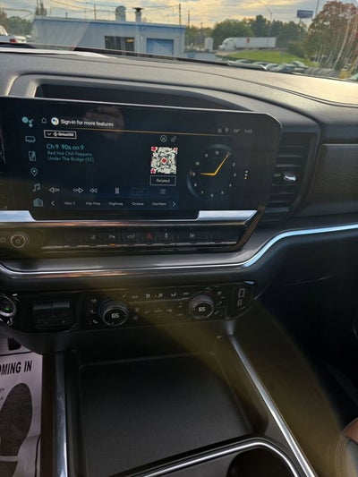 2025 Chevrolet Silverado 3500 HD High Country