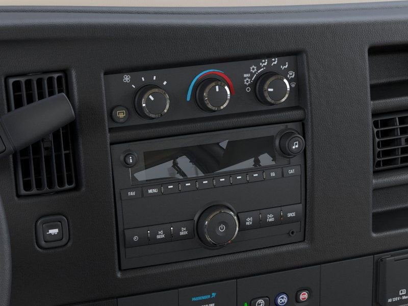 2025 Chevrolet Express Cargo WT