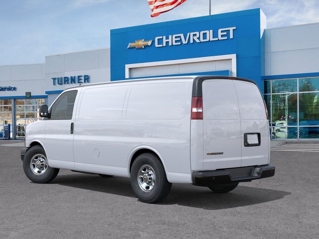 2025 Chevrolet Express Cargo WT
