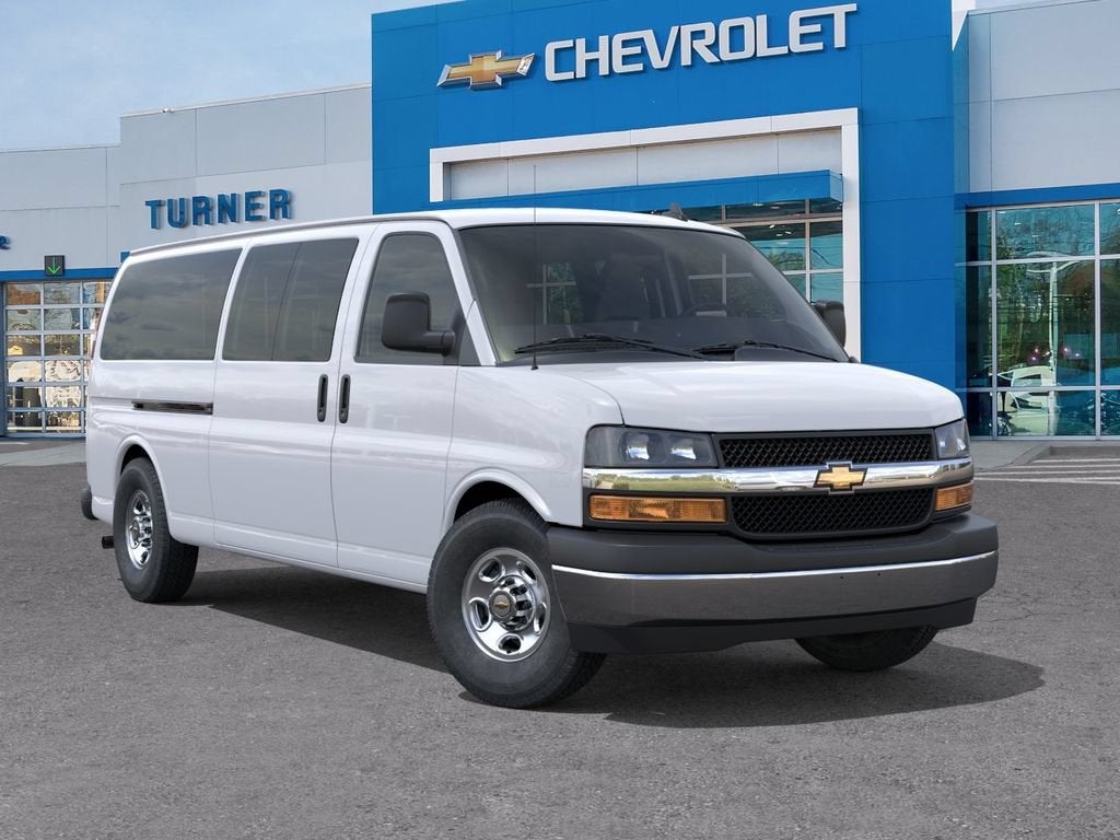 2025 Chevrolet Express Cargo WT