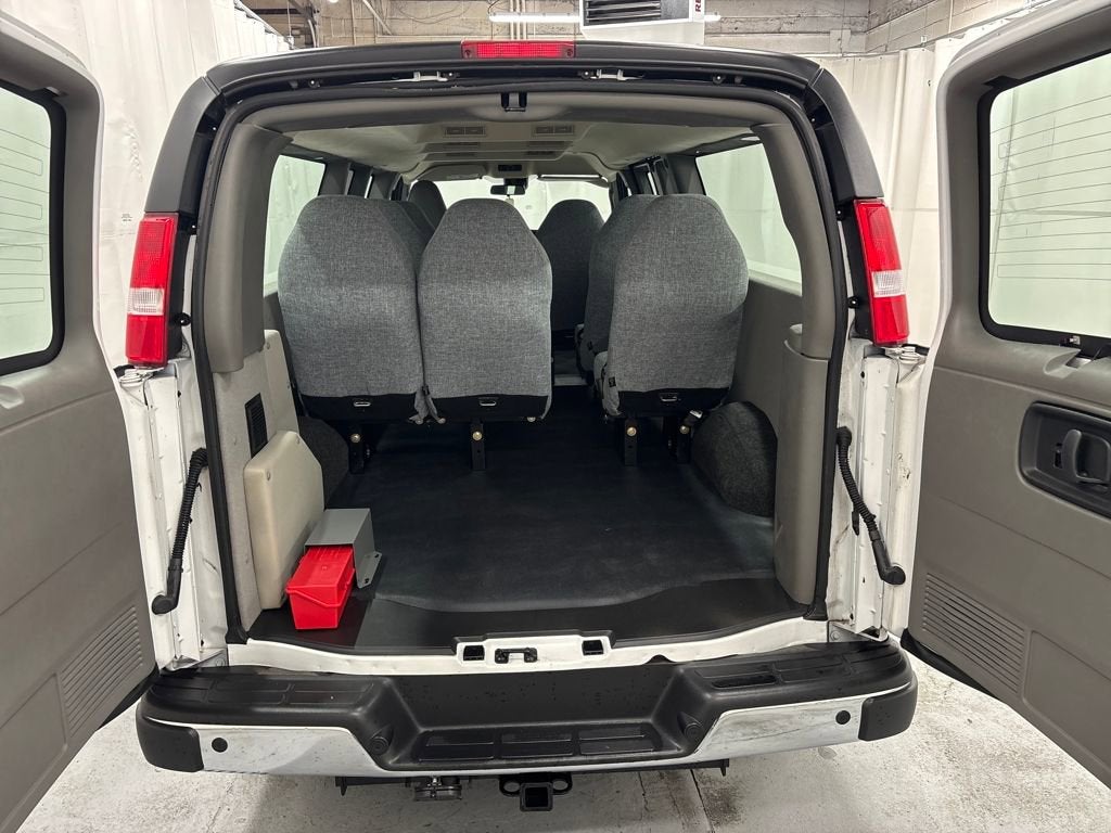 2024 Chevrolet Express Cargo 3500 WT