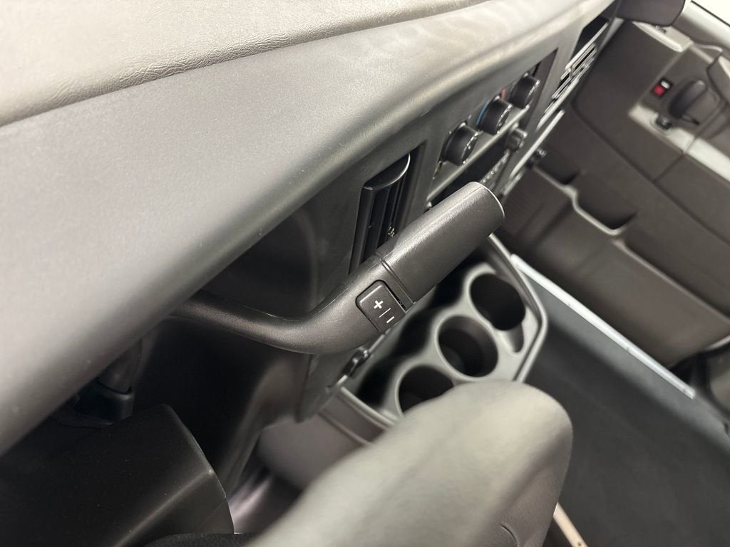 2024 Chevrolet Express Cargo 3500 WT