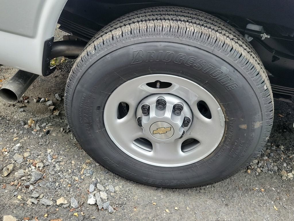 2024 Chevrolet Express Cargo 3500 WT