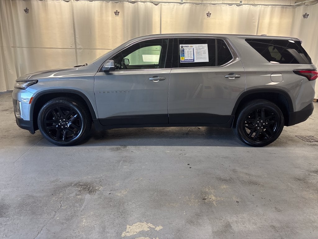 2023 Chevrolet Traverse LS