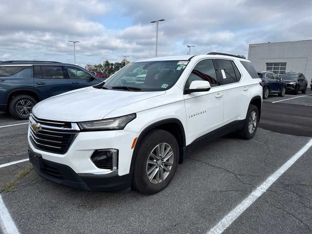 2023 Chevrolet Traverse LT Cloth