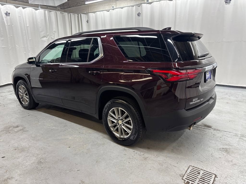 2022 Chevrolet Traverse LT Cloth