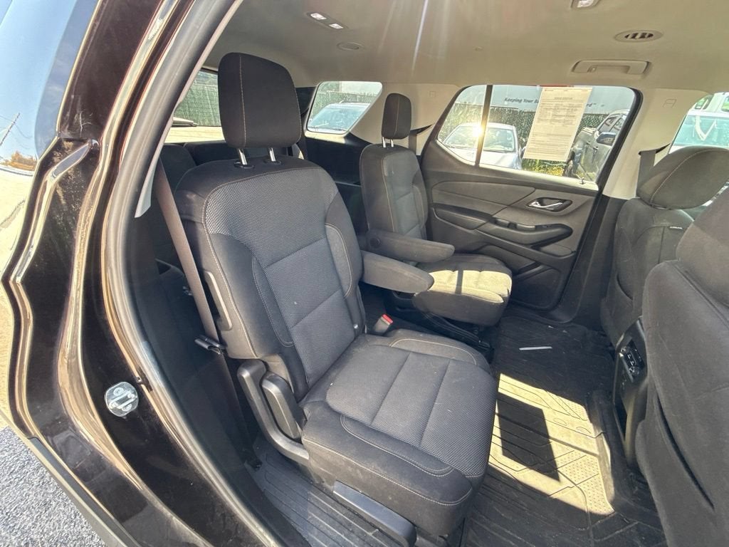 2018 Chevrolet Traverse LT Cloth