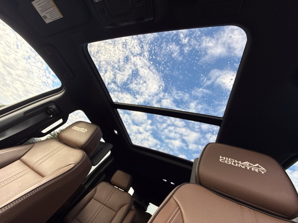 2025 Chevrolet Suburban High Country