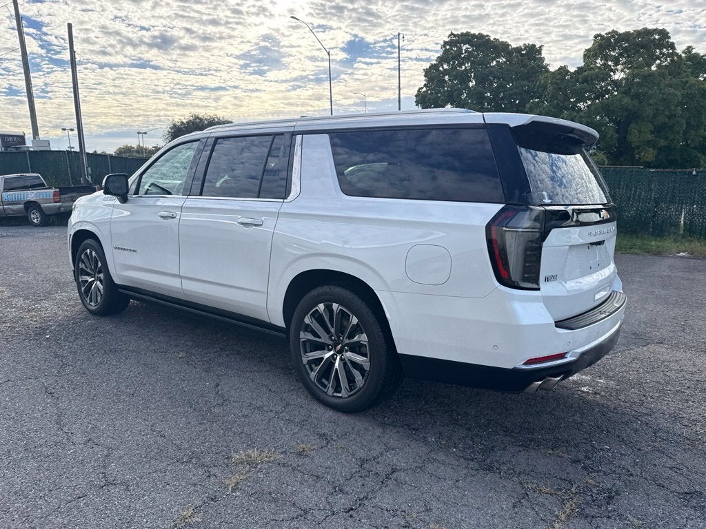 2025 Chevrolet Suburban High Country