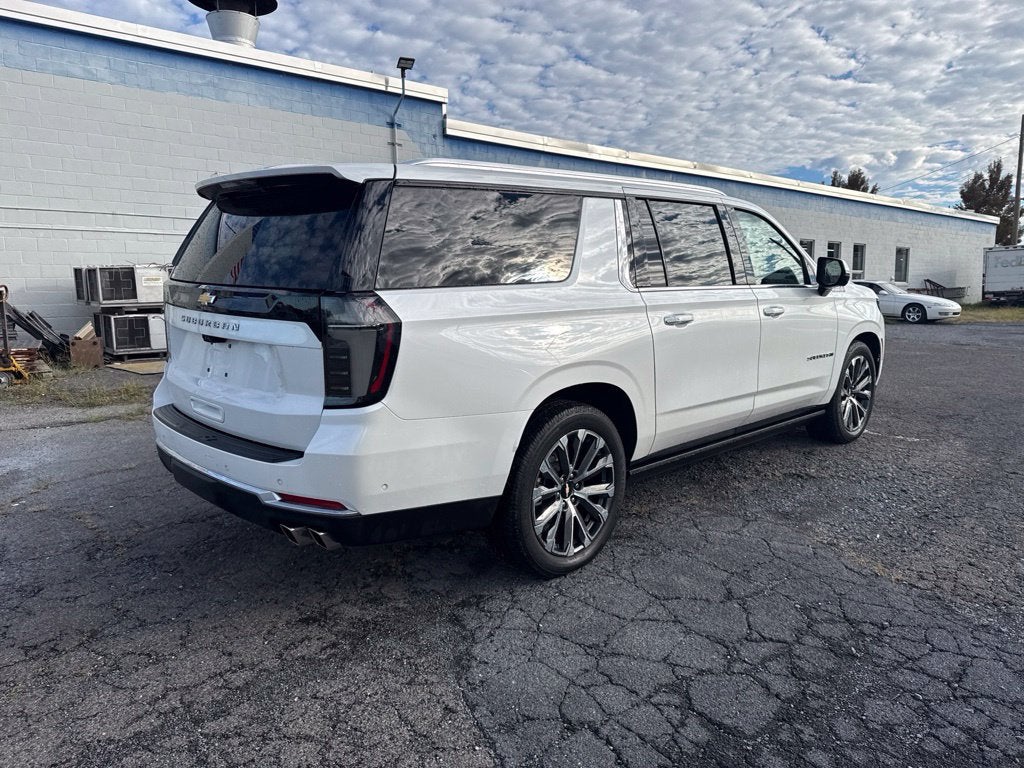 2025 Chevrolet Suburban High Country