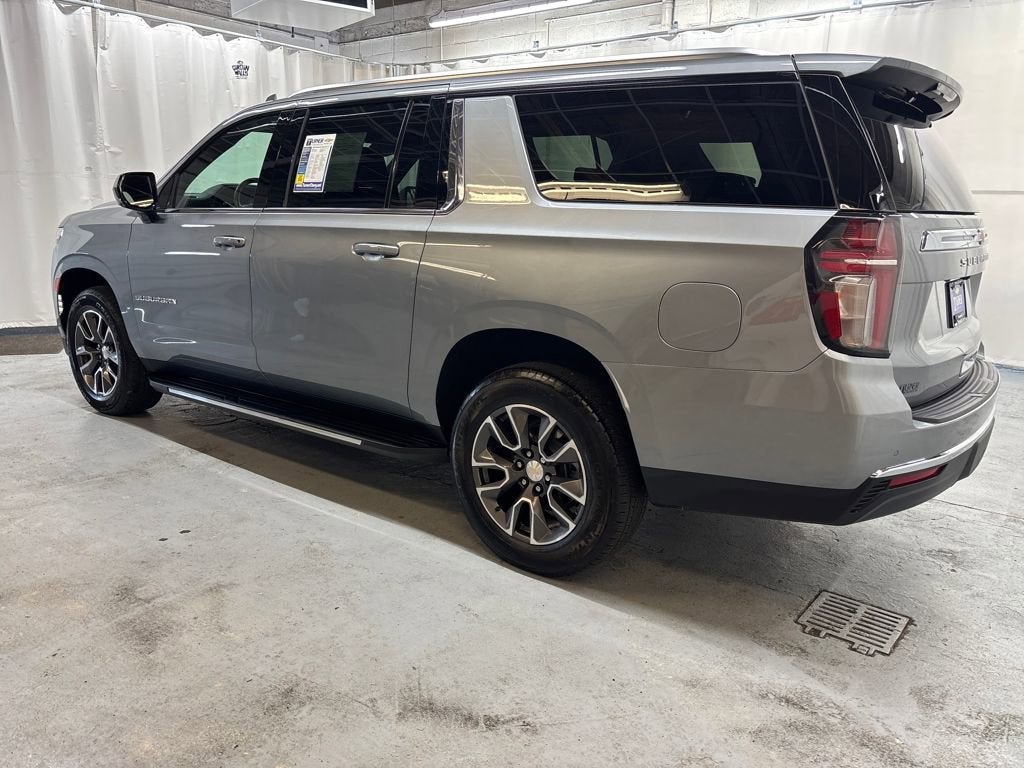 2023 Chevrolet Suburban LS