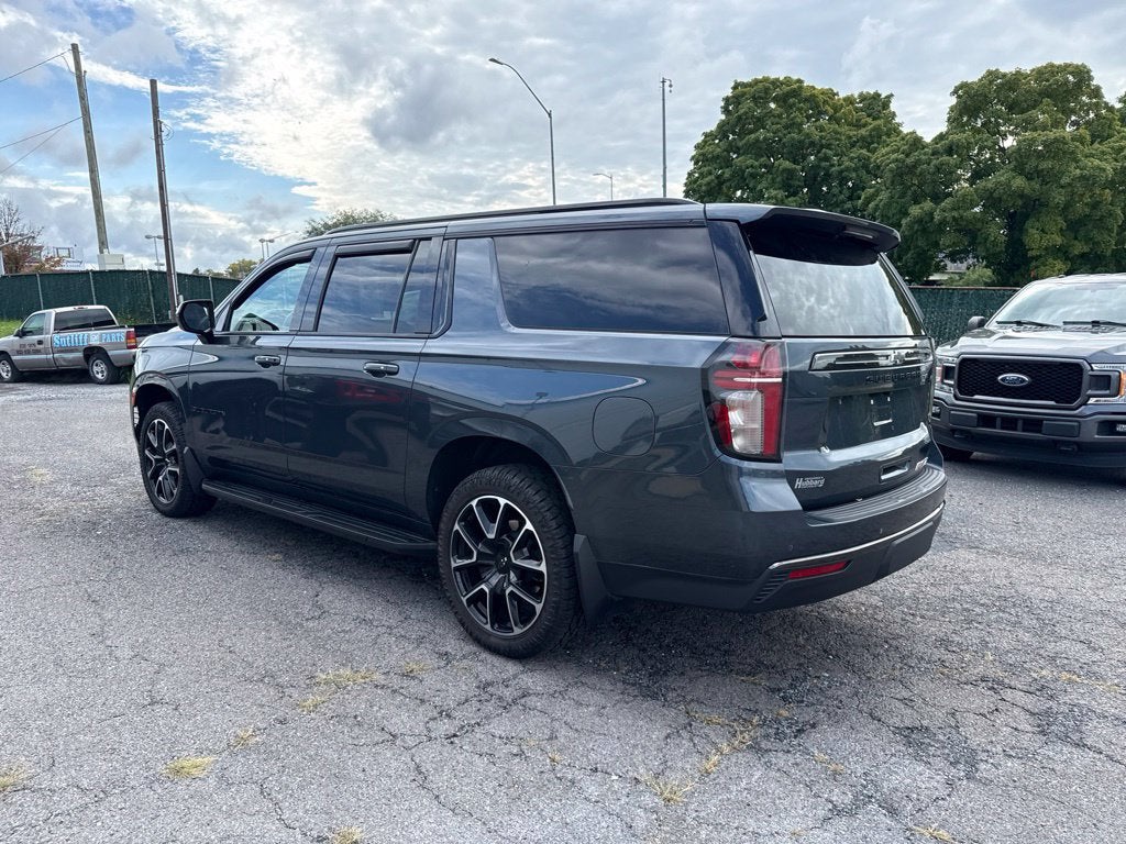 2021 Chevrolet Suburban RST