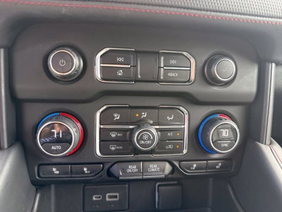 2021 Chevrolet Suburban RST