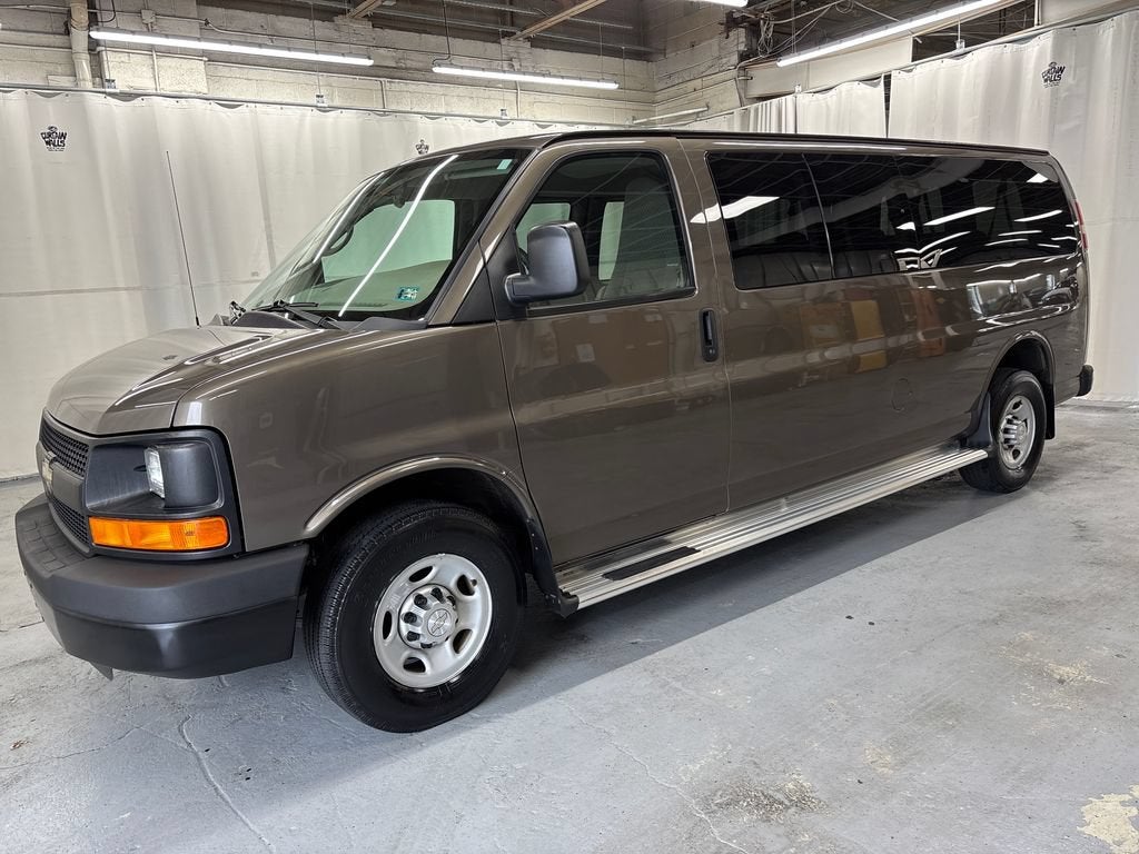 2014 Chevrolet Express Passenger 3500 LS