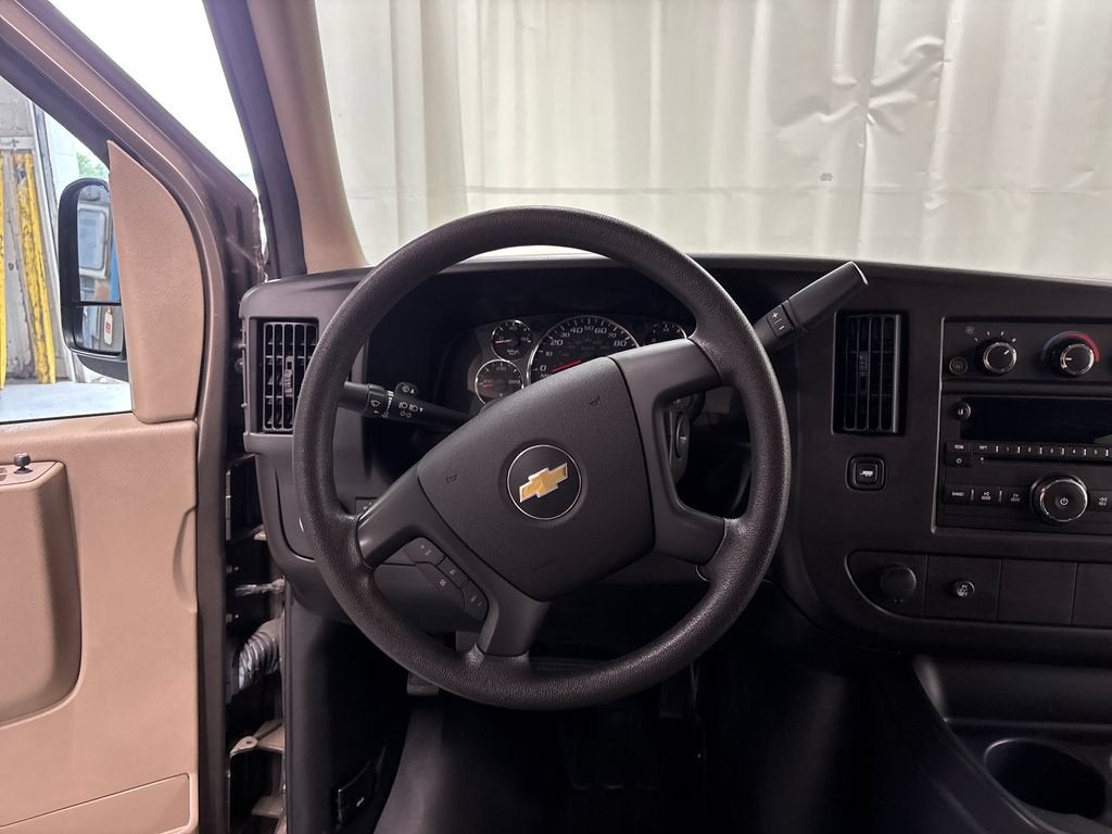 2014 Chevrolet Express Passenger 3500 LS