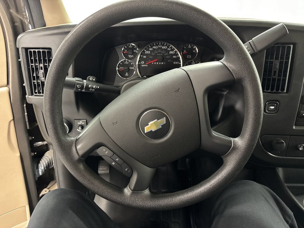 2014 Chevrolet Express Passenger 3500 LS