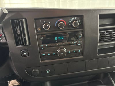 2014 Chevrolet Express Passenger 3500 LS
