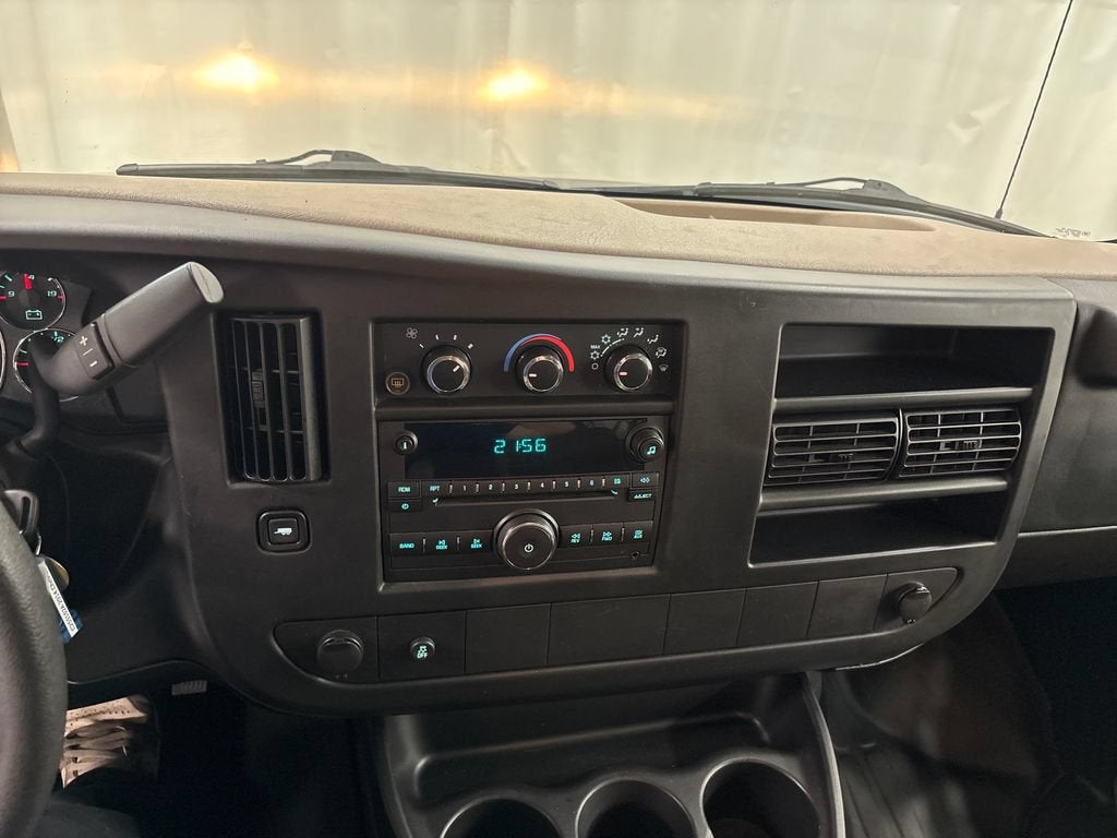 2014 Chevrolet Express Passenger 3500 LS