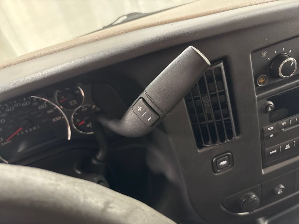 2014 Chevrolet Express Passenger 3500 LS