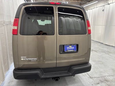 2014 Chevrolet Express Passenger 3500 LS
