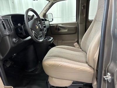 2014 Chevrolet Express Passenger 3500 LS